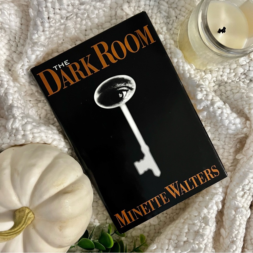 📚SPECIAL 2/$21 BOOKS!! 📚 
The DARK ROOM by Minette Walters